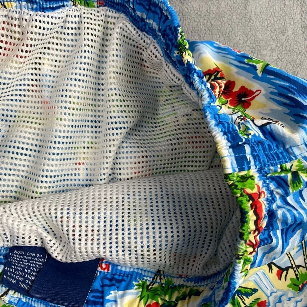 Big Dogs Swim Trunks Mens‎ Medium Shorts Print Tropical Island Big Kahuna Beach